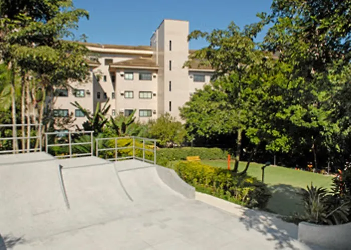  Porto Real Suites Mangaratiba